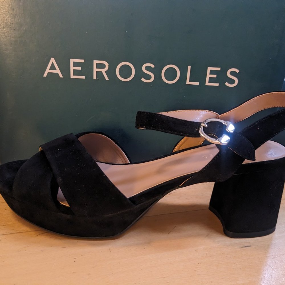 Aerosols Black Suede Cosmos 2in heels NEW 10